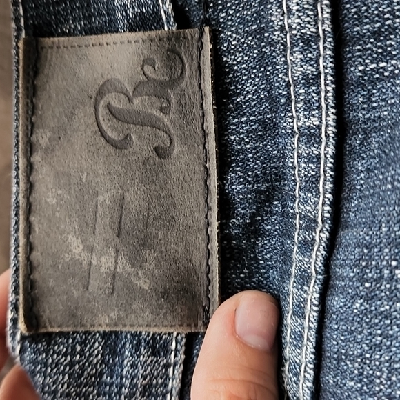 Basic Code Jeans - Picture 3 of 9